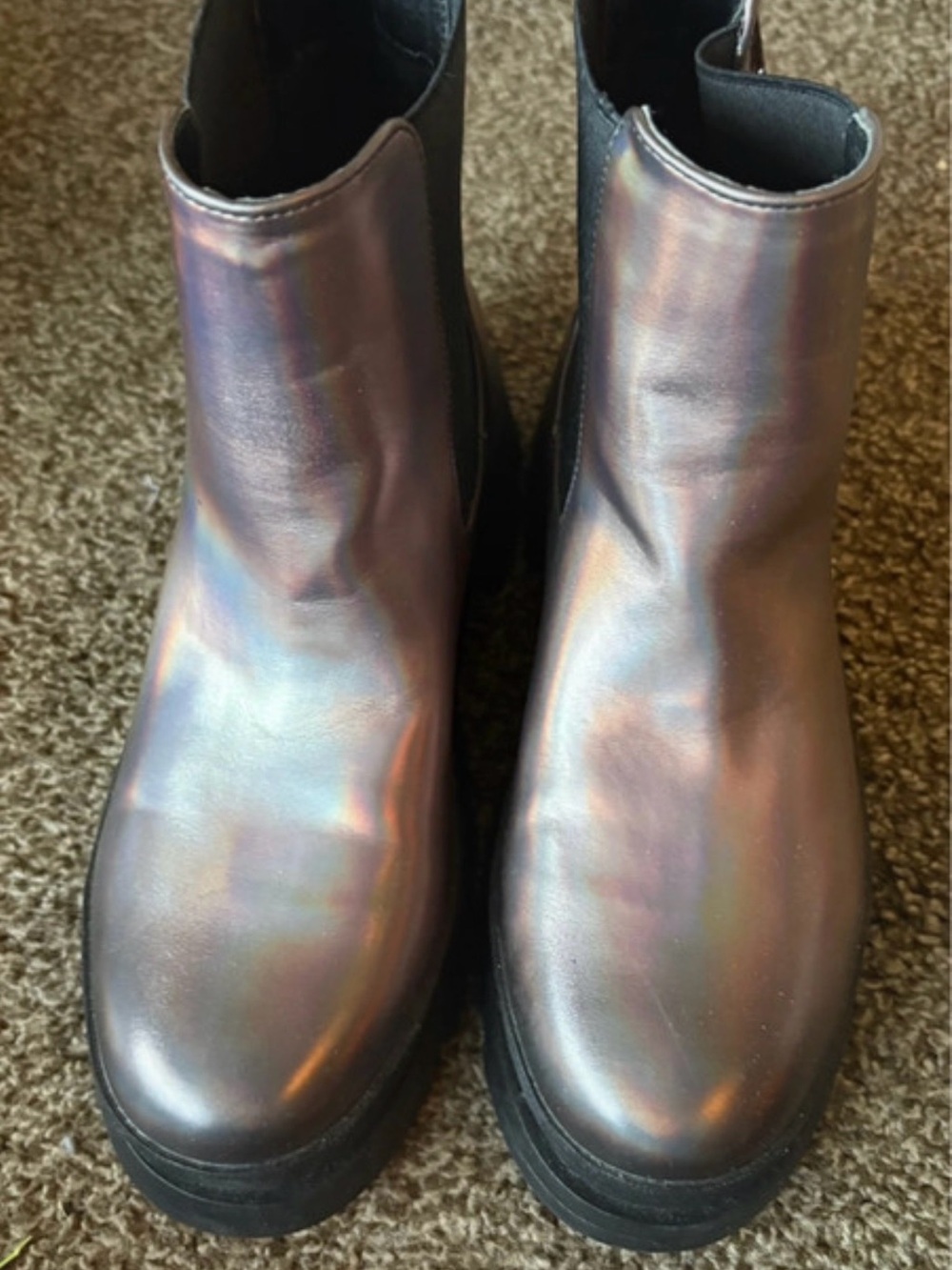 Steve Madden Kids Iridescent Chelsea Booties in Multicolor Sheen